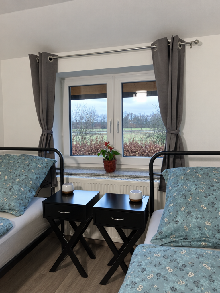 Zimmer 1 mit zwei Einzelbetten